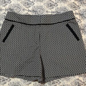 Anne Klein Monochrome Checkered  Shorts
